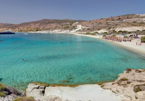 Το ελληνικό νησί που έχει την καθαρότερη παραλία στον κόσμο, σύμφωνα με κριτικές από 75 χώρες!