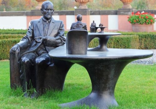 Sigmund Freud: «Το άγχος είναι η συνέπεια από την καταστολή των βασικών μας ενστίκτων»