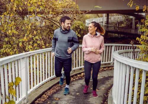 Άσκηση τον χειμώνα: Γιατί τη χρειαζόμαστε περισσότερο και ποιες οι ιδανικές μορφές για την εποχή