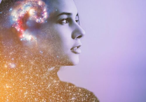 Γεννιέσαι δύο φορές: Tη μία που γεννιέται ένα ανθρώπινο πλάσμα και την άλλη που γεννιέται ο άνθρωπος