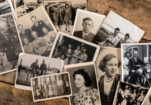 Μια φωτογραφία ανοίγει μια πόρτα στο παρελθόν, αλλά επιτρέπει και μια ματιά στο μέλλον