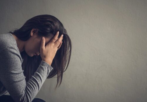 Σύνδρομο Στοκχόλμης: Η ταύτιση με τον επιτιθέμενο ως μια μορφή ασυνείδητης άμυνας