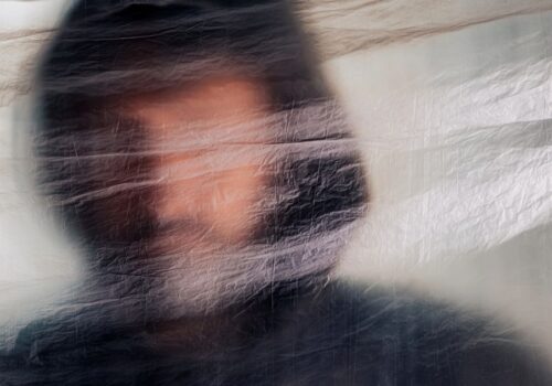 Το σώμα δεν ξεχνά. Όταν ένα τραύμα δεν μπορεί να αντιμετωπιστεί, «παγώνει» αλλά δεν φεύγει