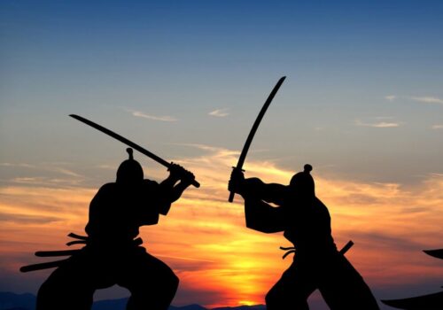 Η μεγαλύτερη μάχη δεν δίνεται έξω, αλλά μέσα μας. Και η νίκη εκείνη, είναι που φωτίζει όλες τις άλλες